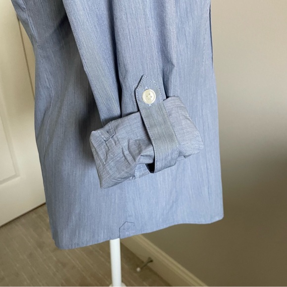 VAN HEUSEN Blue Button Down Shirt, Blue Shirt, Woven, Pleats, size XS - Picture 5 of 12